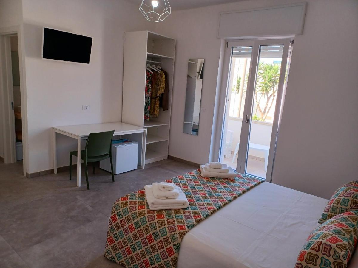 House Salento Central Rooms Торре-Сан-Джованни-Удженто Экстерьер фото